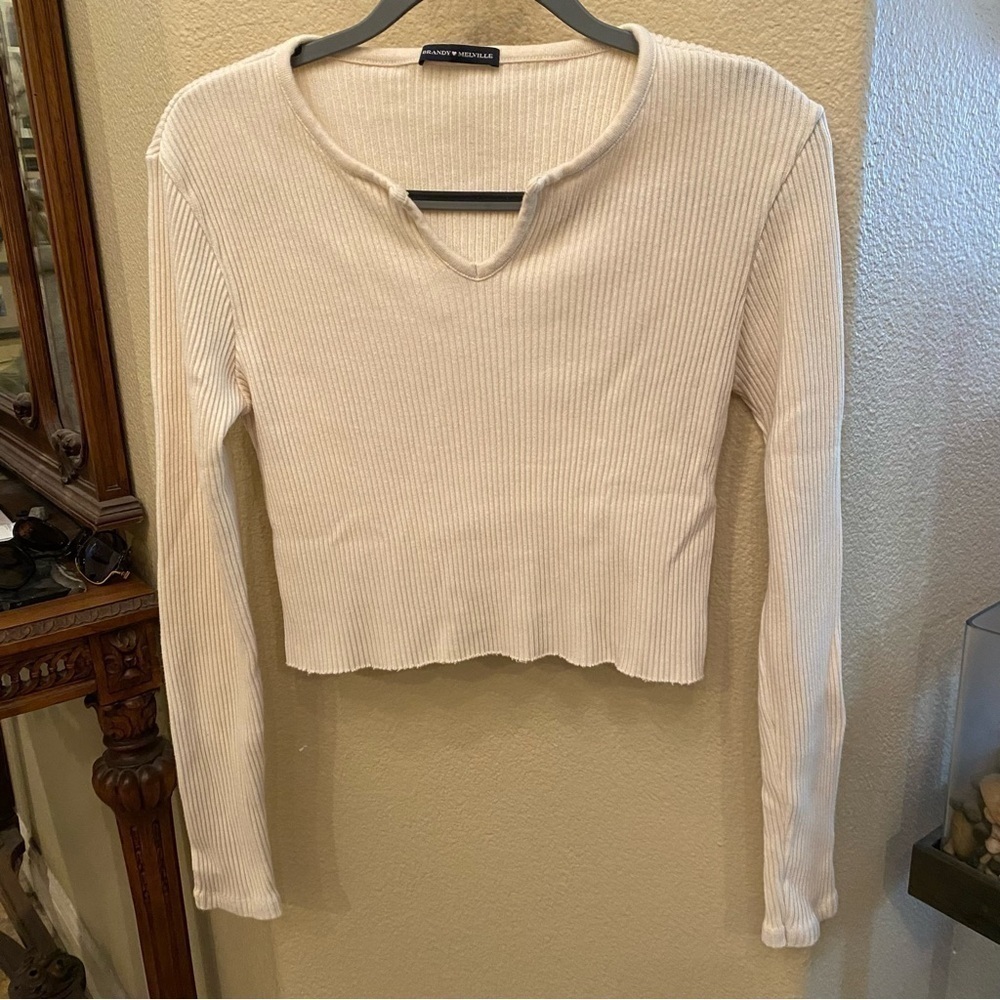 BRANDY MELVILLE Ivory Ribbed Crop Sweater Size One Size